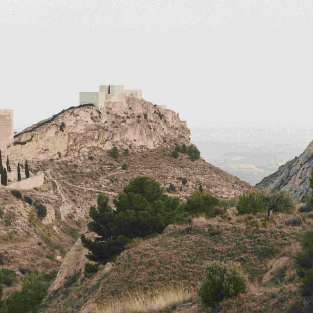 RESTAURACIÓN DE LA TORRE GROSSA Y LA ALCAZABA DEL CASTILLO DE XIXONA